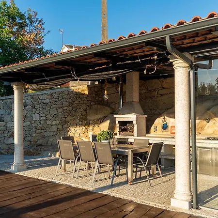 Casa Pinto Oliveira Daire Bodiosa