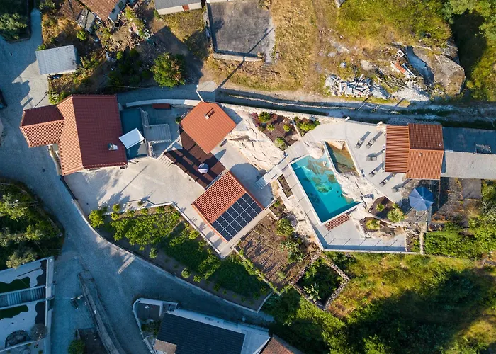 Casa Pinto Oliveira *