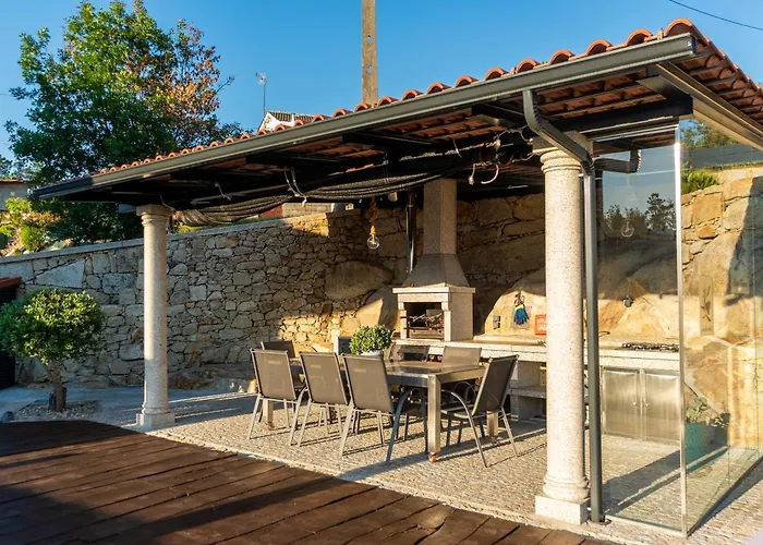 Casa Pinto Oliveira Daire Bodiosa
