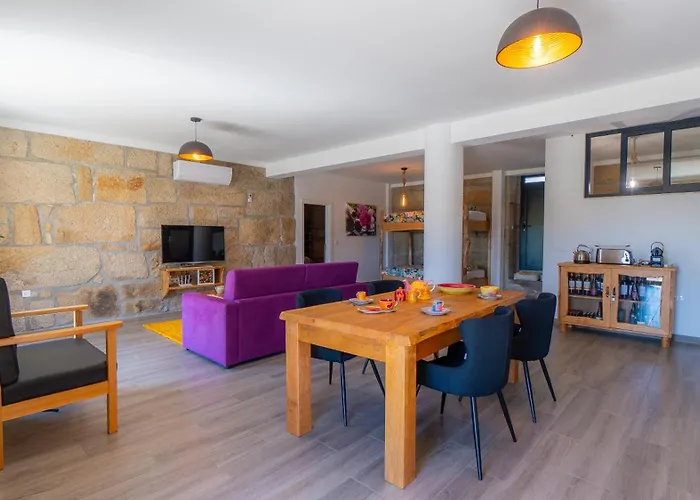Casa Pinto Oliveira Daire *
